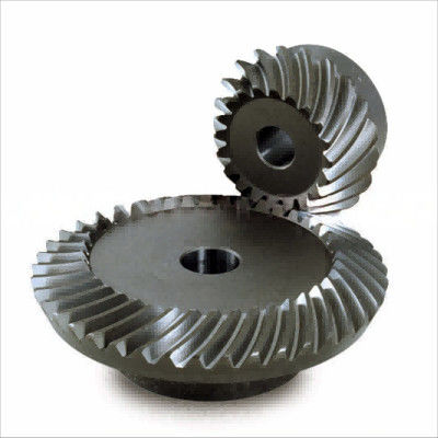 Spirale Bevel-Getriebe mit 6-Achsen-Industriepräzisionsgetriebe 18CrNiMo7-6