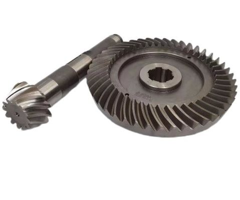 Kleine Spirale Winkel-Bevel-Zahl CNC-Bearbeitung Getriebe Rad Hypoid Pinion