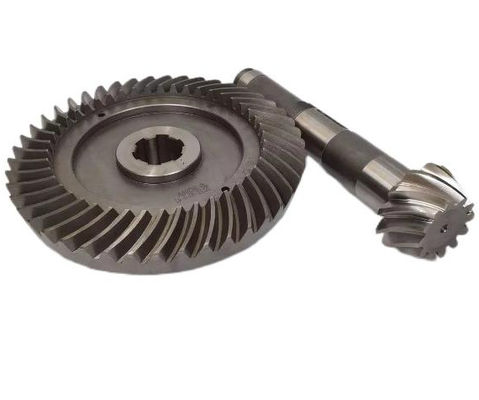 Kleine Spirale Winkel-Bevel-Zahl CNC-Bearbeitung Getriebe Rad Hypoid Pinion